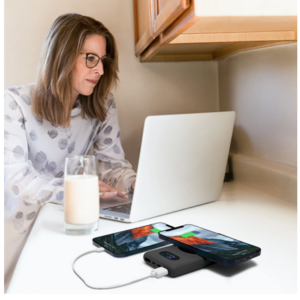(1 or 2 Pack) Aduro PowerUp Shine 10,000mAh Qi Backup Battery
